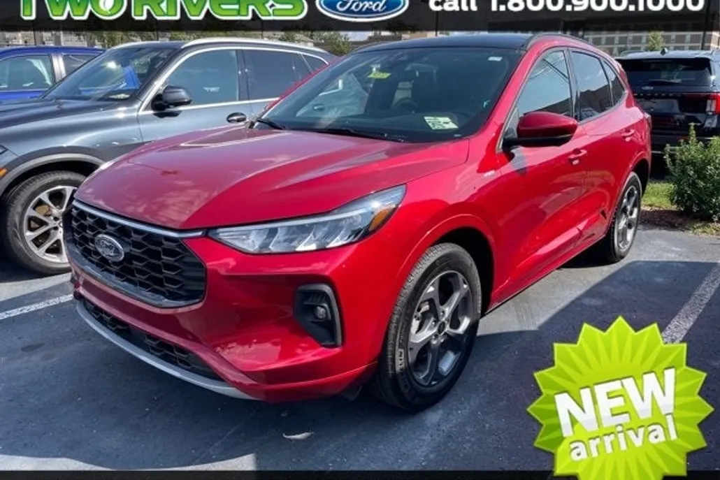 2023 Ford Escape ST-Line Select photo 1