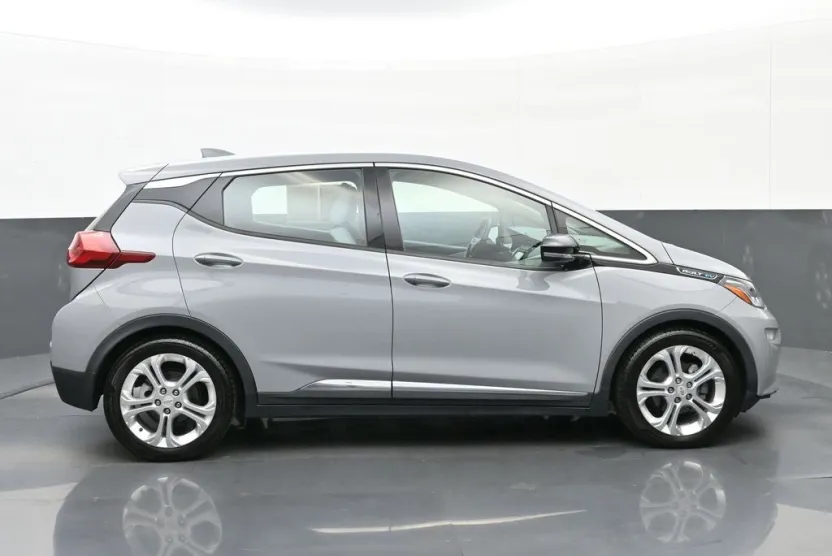 2019 Chevrolet Bolt EV photo 1