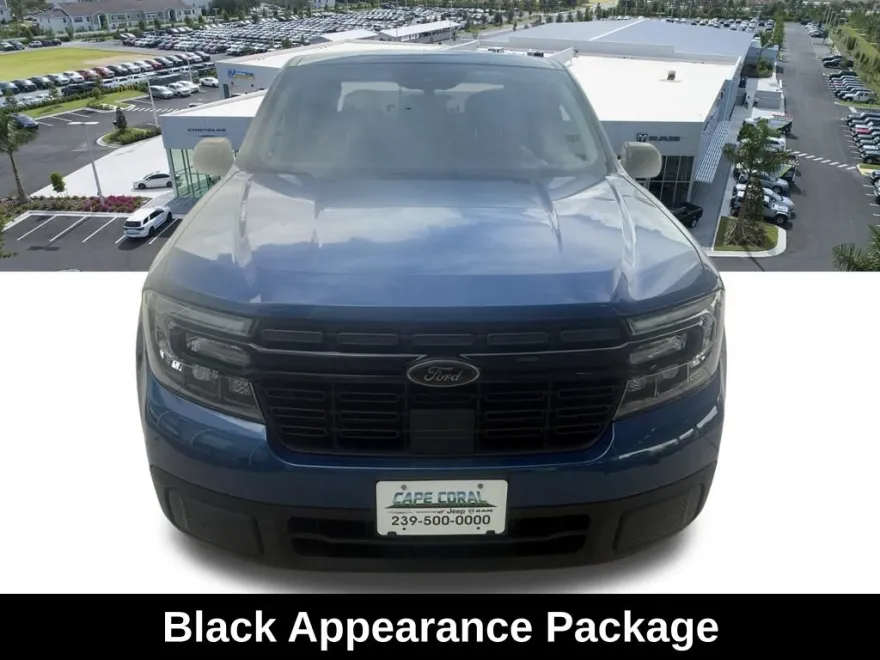 2023 Ford Maverick Lariat photo 1