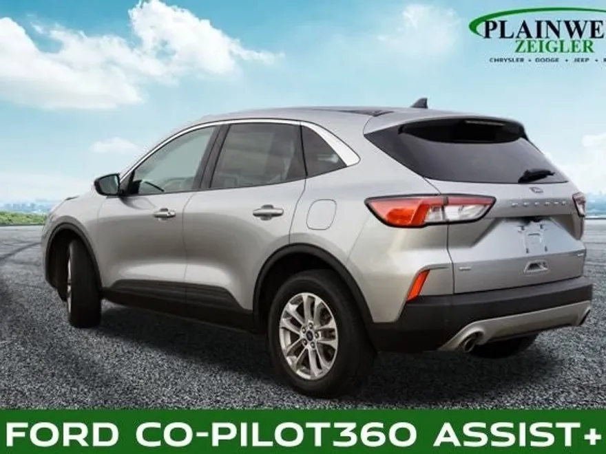 2022 Ford Escape SE photo 1