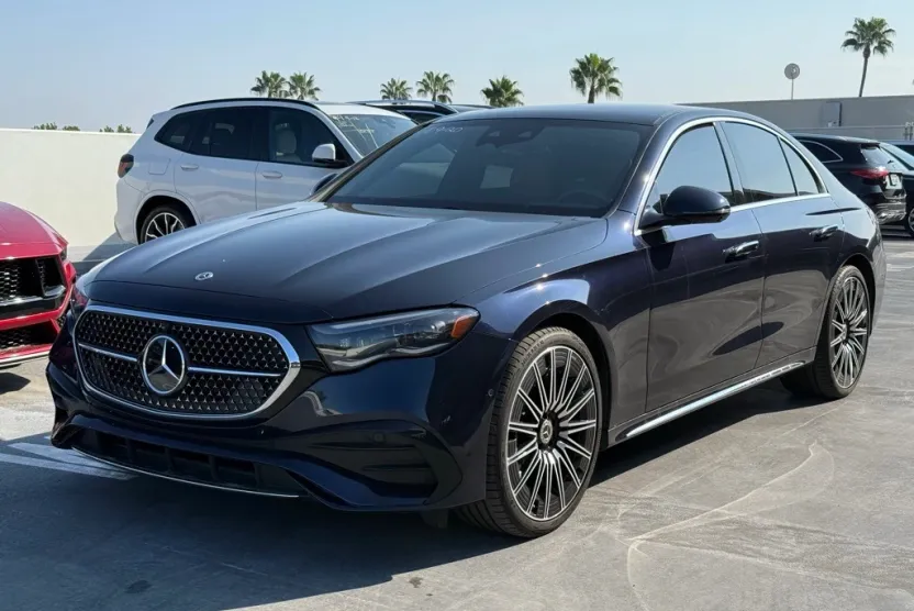 2024 Mercedes Benz E 350 4MATIC photo 1