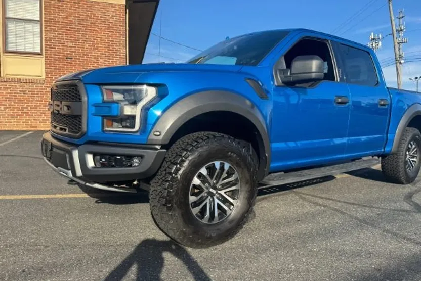 2020 Ford F-150 photo 1