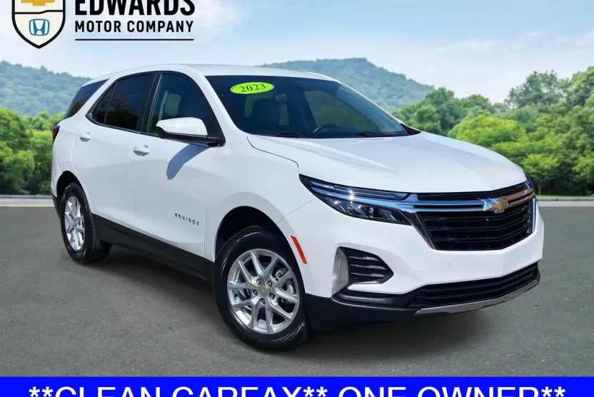 2023 Chevrolet Equinox LT photo 1