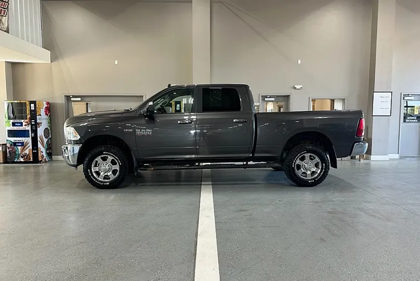 2018 Ram 3500 SLT photo 1