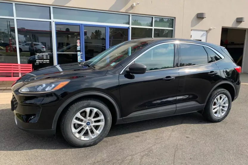 2022 Ford Escape SE photo 1