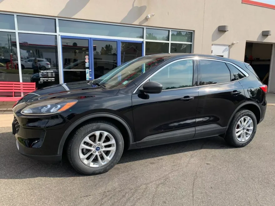 2022 Ford Escape SE photo 1