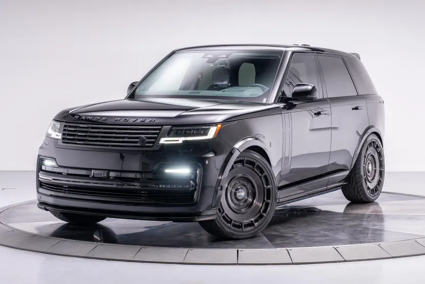 2025 Land Rover Range Rover SE photo 1