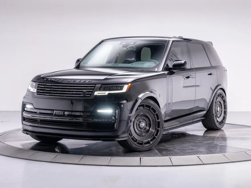 2025 Land Rover Range Rover SE photo 1