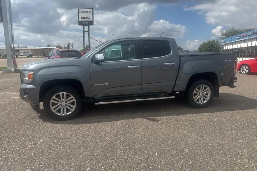 2019 Gmc Canyon SLT photo 1