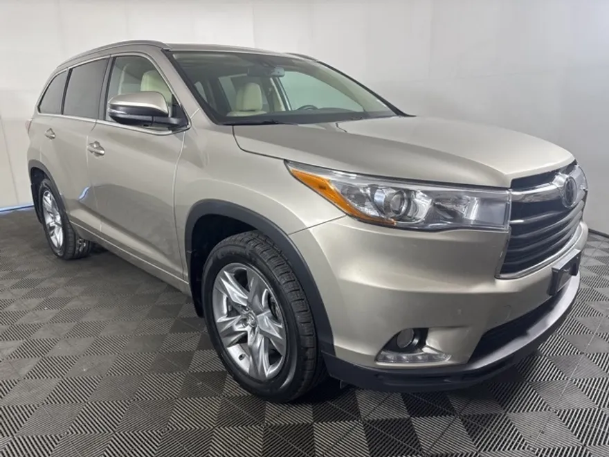 2015 Toyota Highlander Limited Platinum photo 1