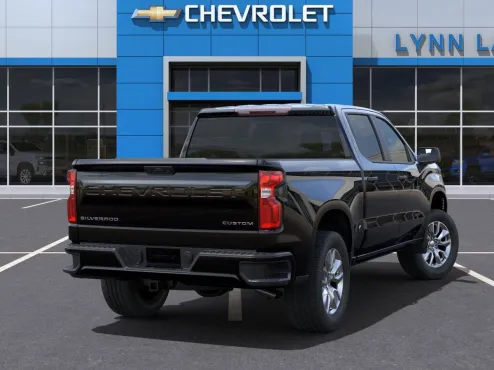 2025 Chevrolet Silverado Custom photo 4