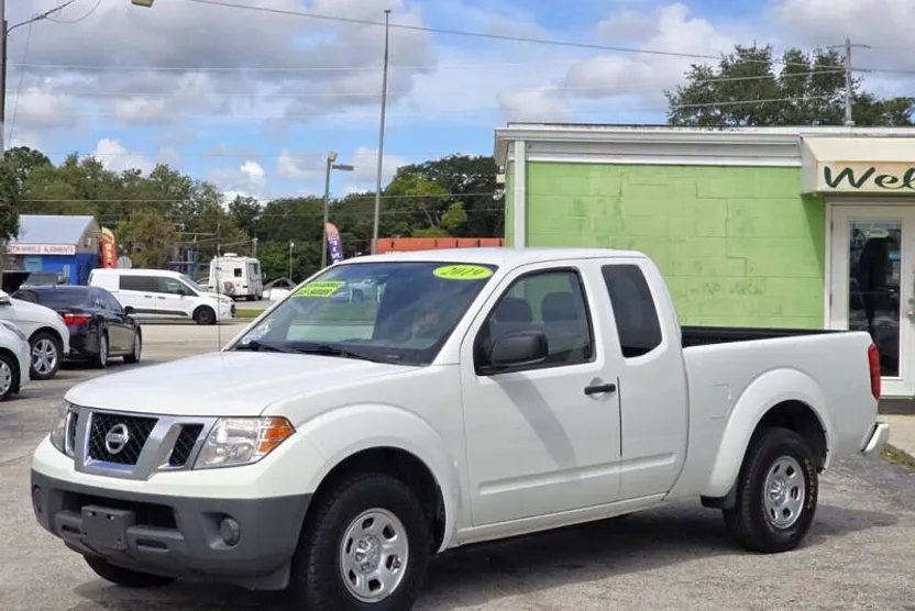 2019 Nissan Frontier S photo 1