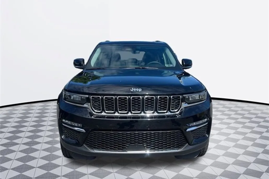2024 Jeep Cherokee 4xe Sport photo 1