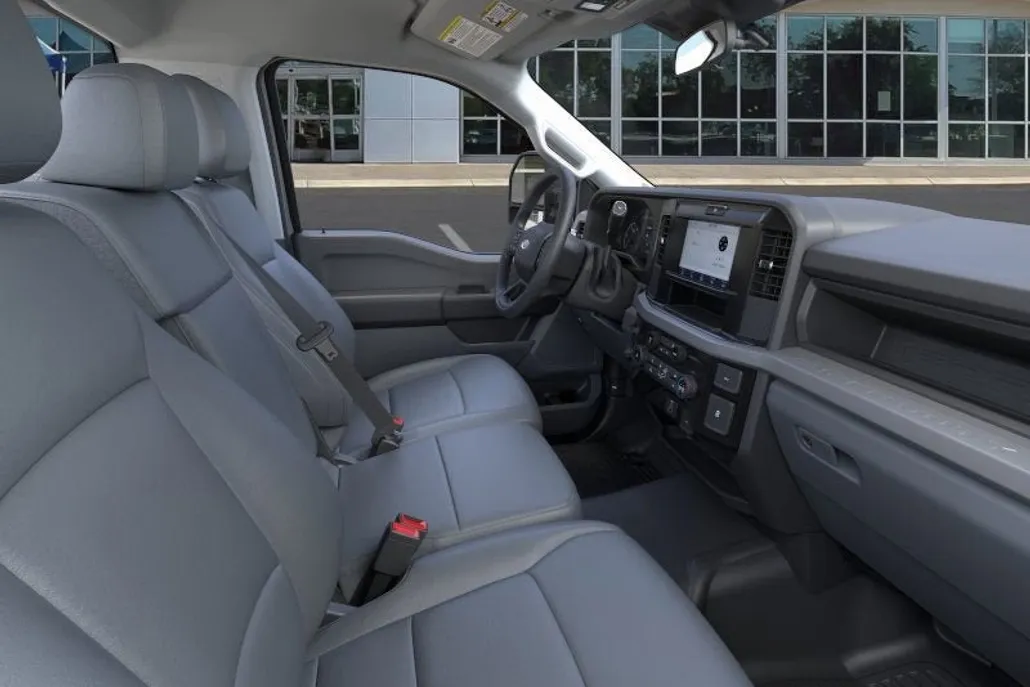 2025 Ford F-250 XL photo 1