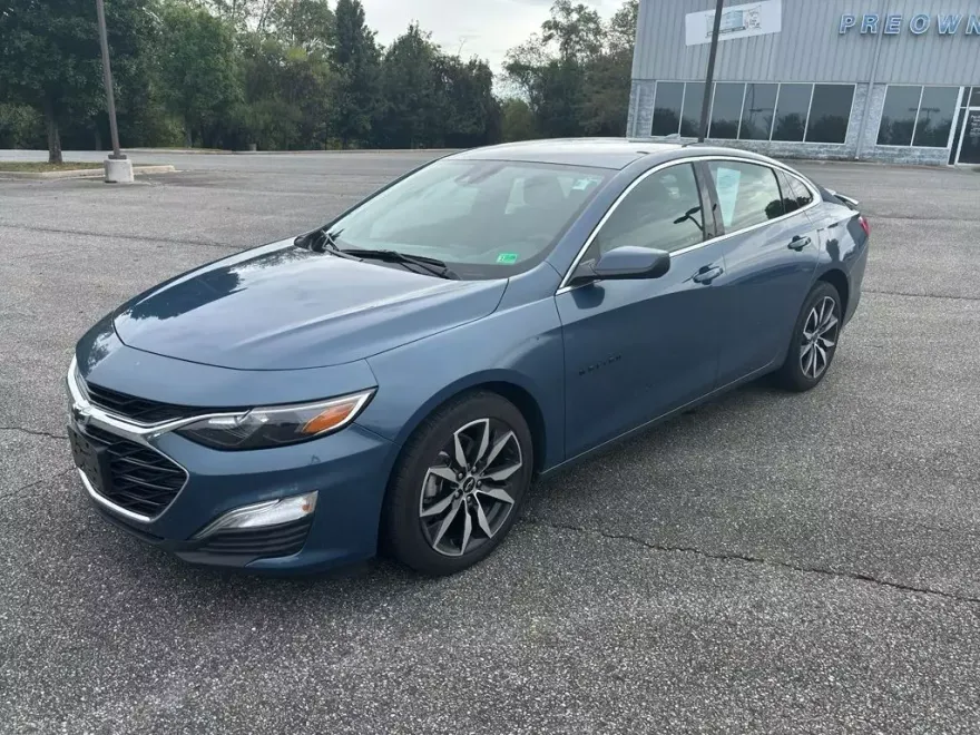 2024 Chevrolet Malibu RS photo 1