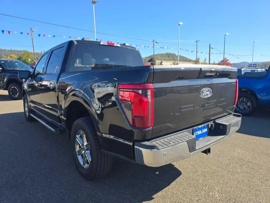 2024 Ford F-150 XLT photo 1
