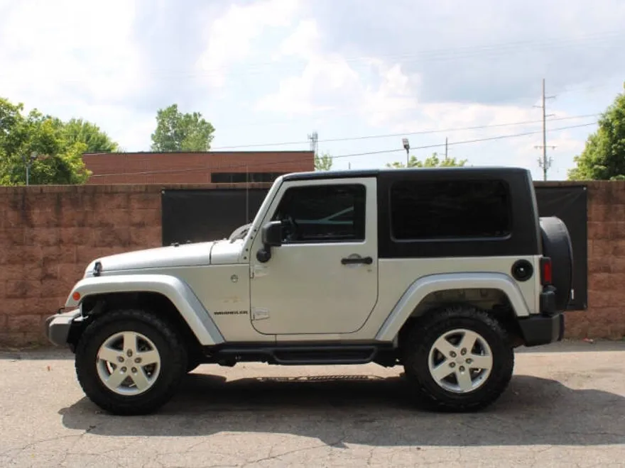 2007 Jeep Wrangler Unlimited Sahara photo 1