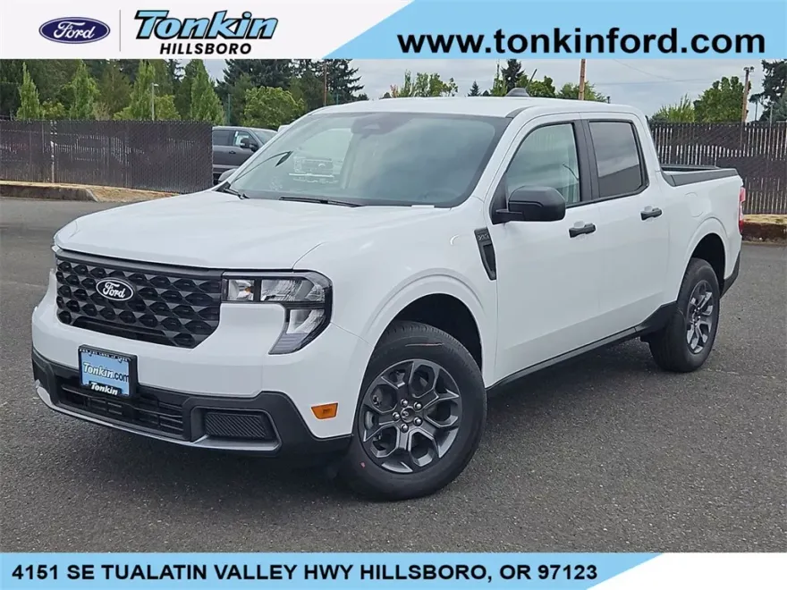 2025 Ford Maverick XLT photo 1