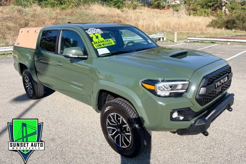 2022 Toyota Tacoma TRD Sport photo 1
