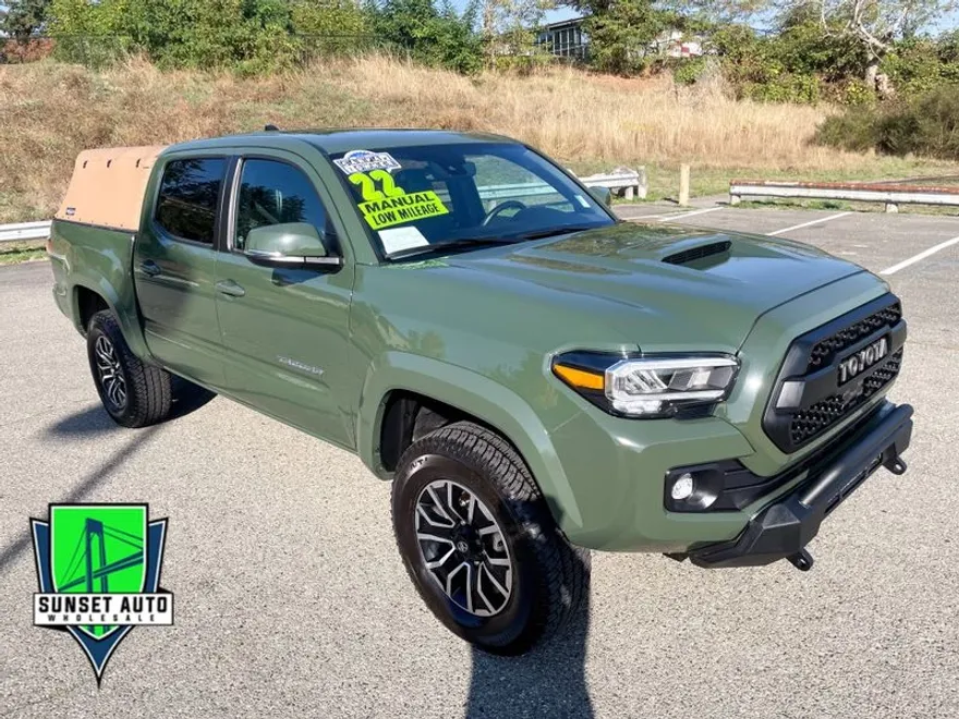 2022 Toyota Tacoma TRD Sport photo 1