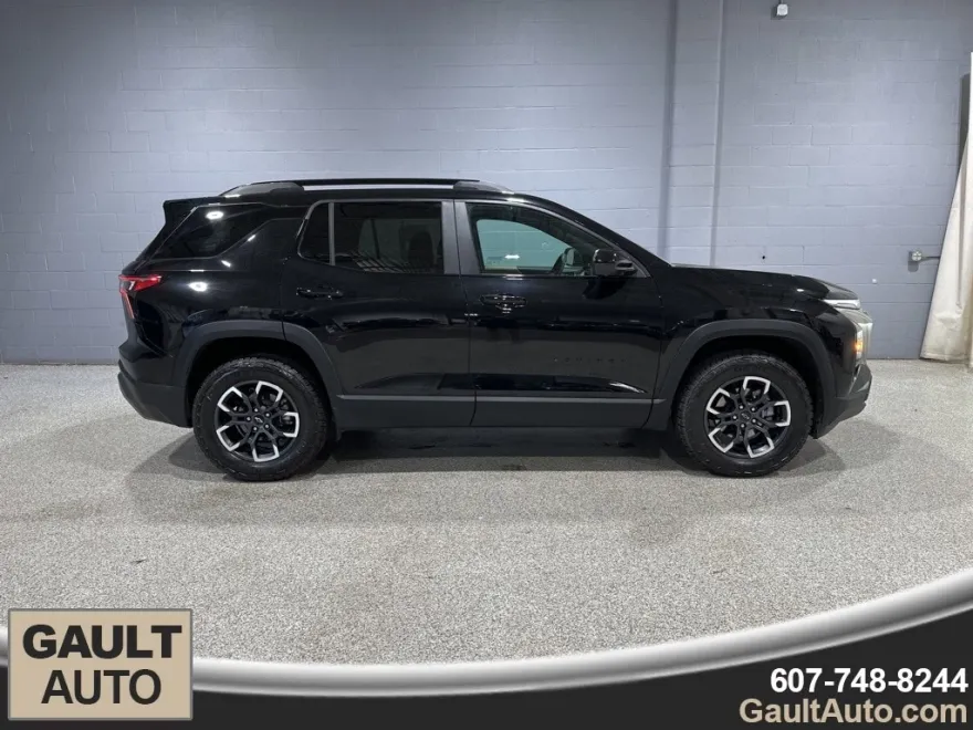 2025 Chevrolet Equinox ACTIV photo 1