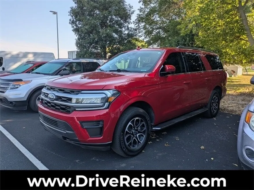 2022 Ford Expedition MAX XLT photo 1