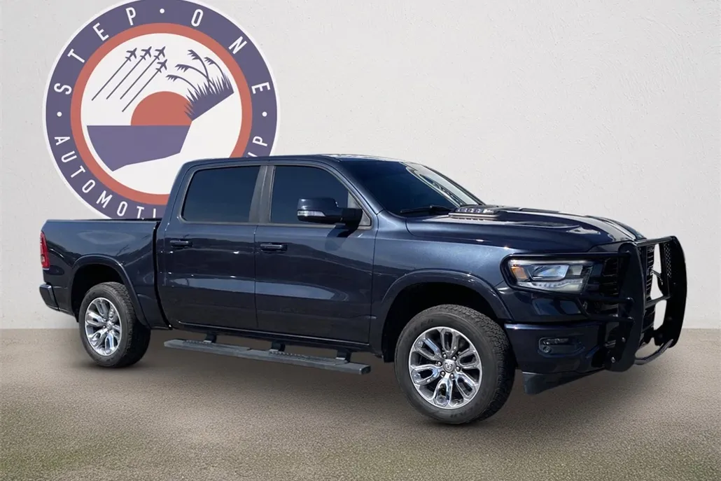 2020 Ram 1500 Laramie photo 1