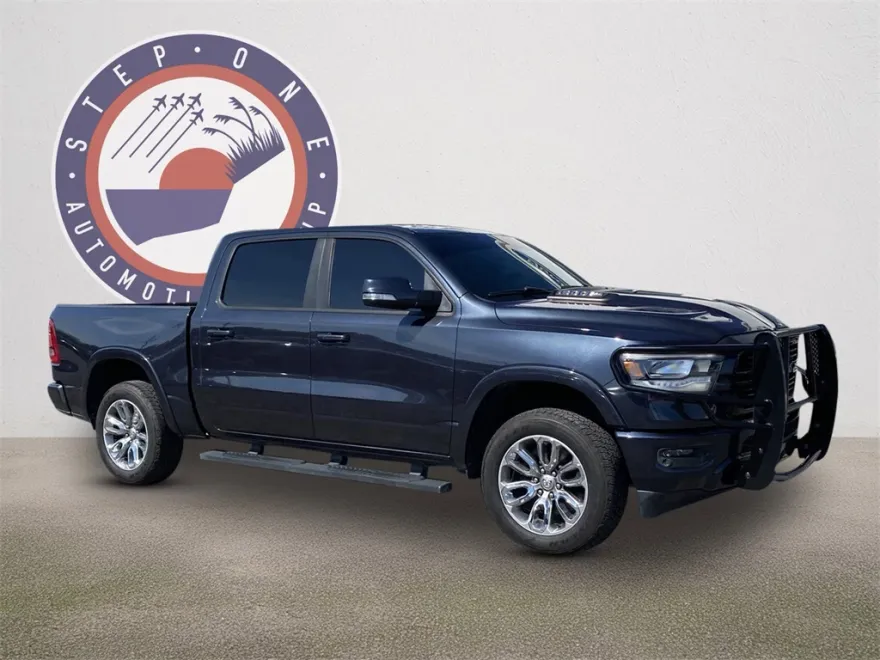 2020 Ram 1500 Laramie photo 1