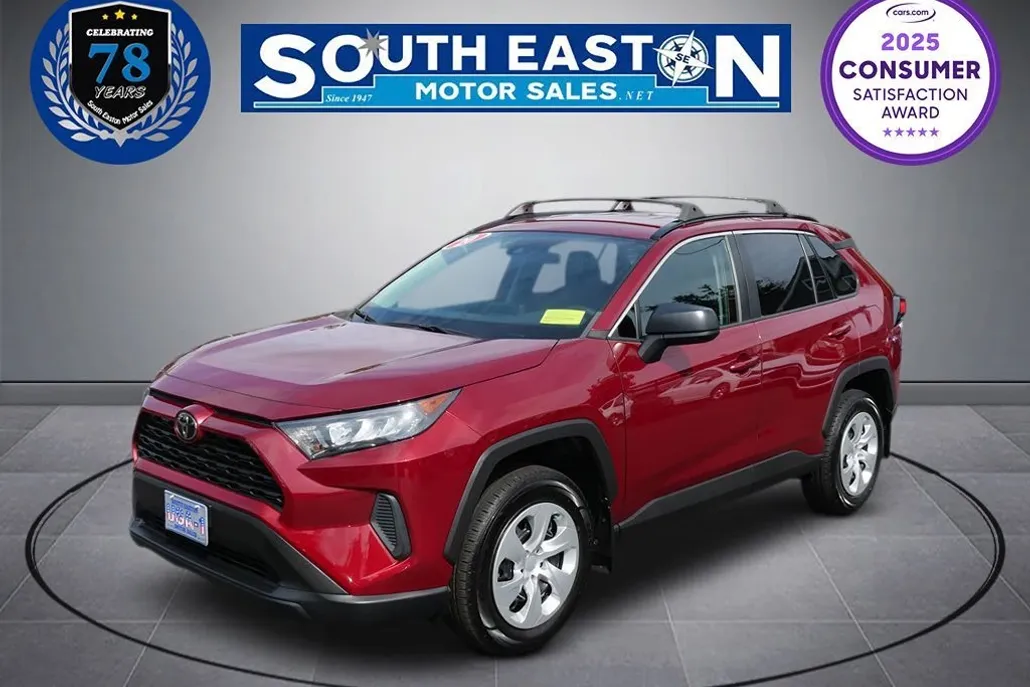 2020 Toyota RAV4 LE SE photo 1