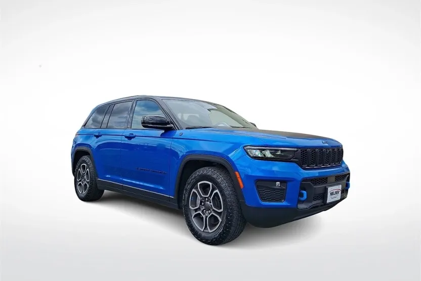 2023 Jeep Grand Cherokee Trailhawk 4xe photo 1