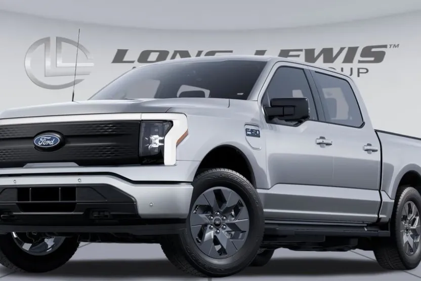 2025 Ford F-150 Lightning photo 1