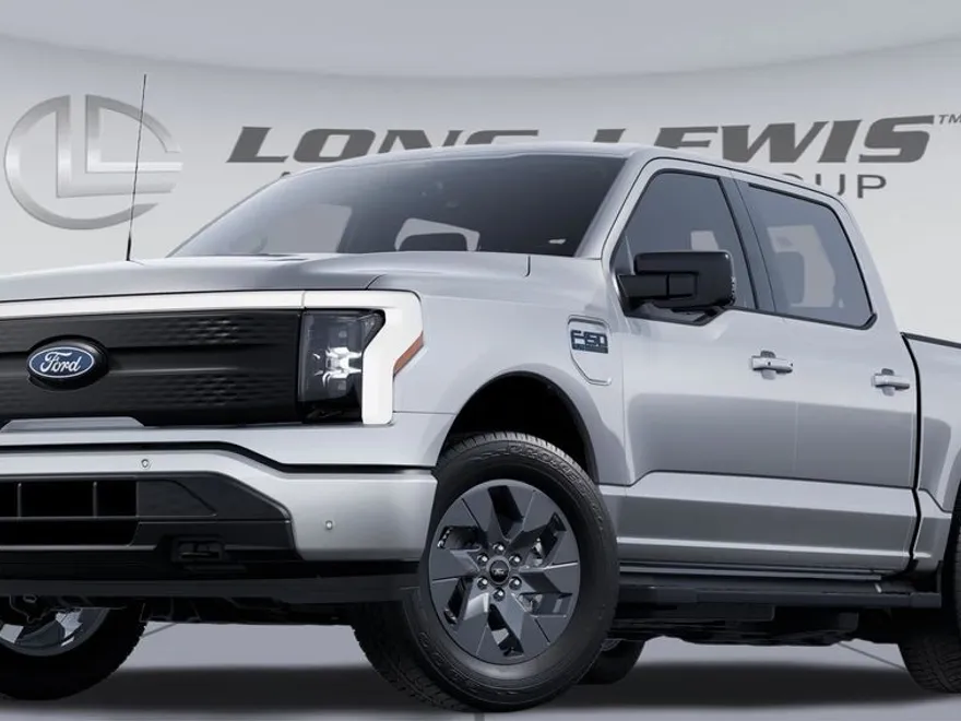 2025 Ford F-150 Lightning photo 1