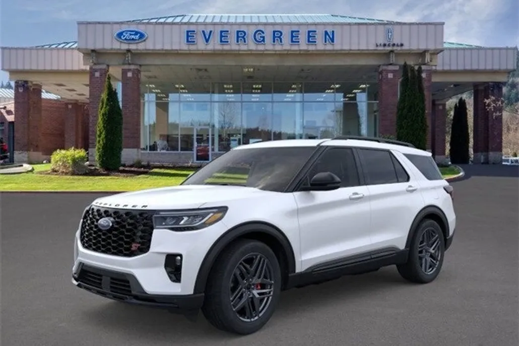 2025 Ford Explorer ST photo 1