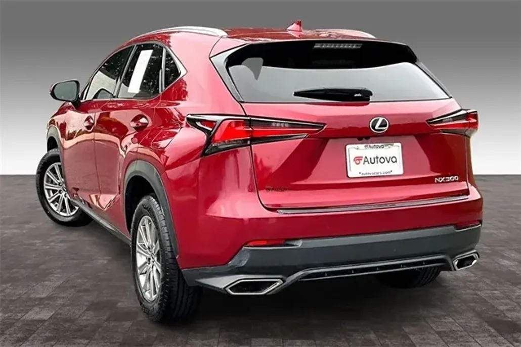 2021 Lexus NX 300 photo 1
