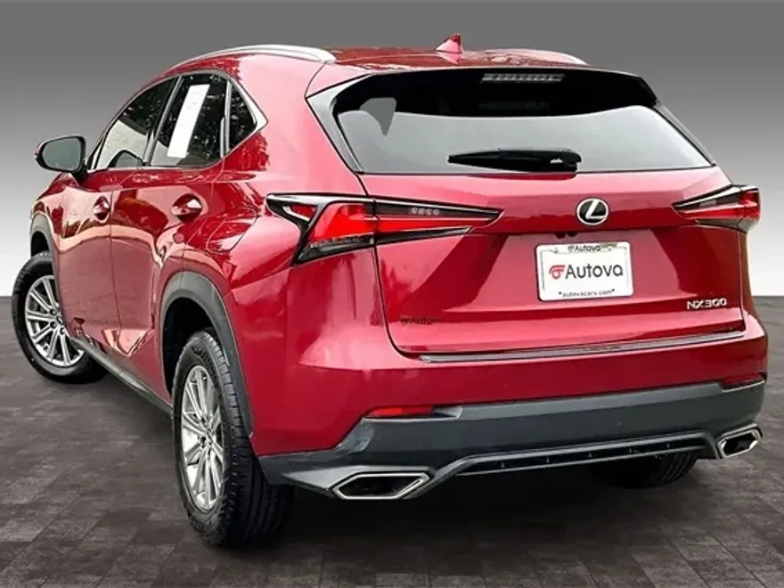 2021 Lexus NX 300 photo 1