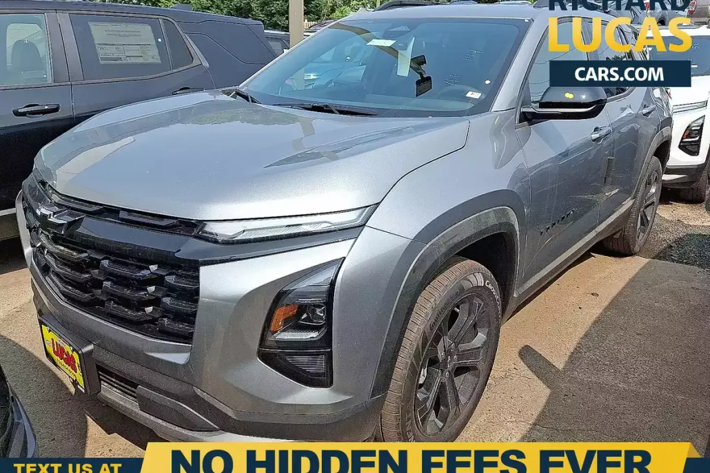 2026 Chevrolet Equinox LT photo 1