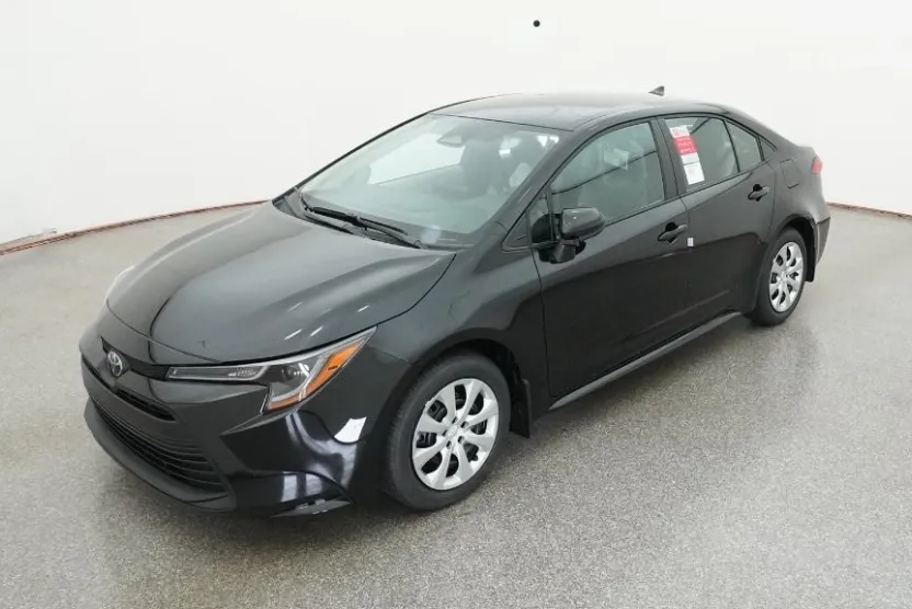 2026 Toyota Corolla LE photo 1