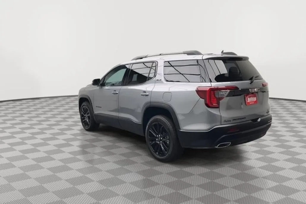 2023 Gmc Acadia SLE photo 1