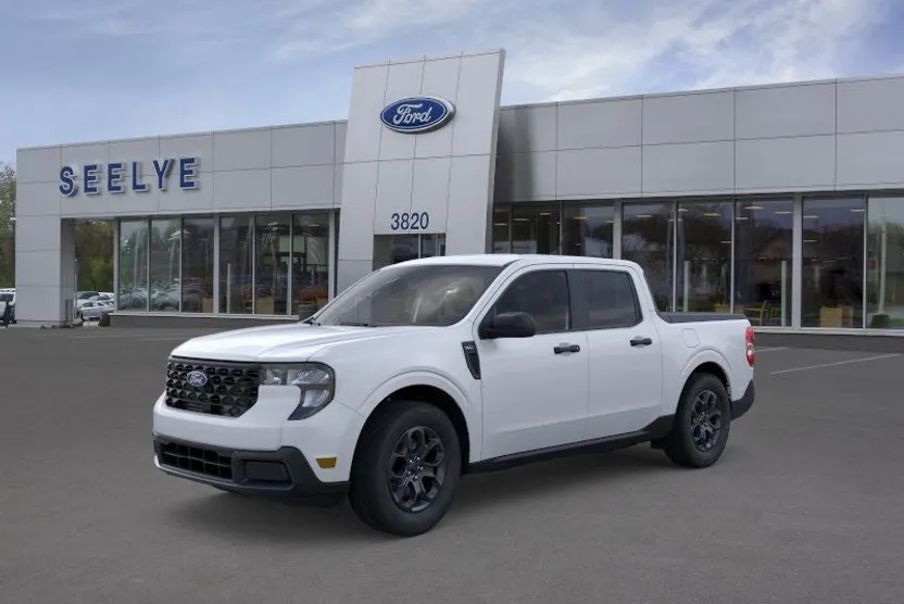 2025 Ford Maverick XLT photo 1