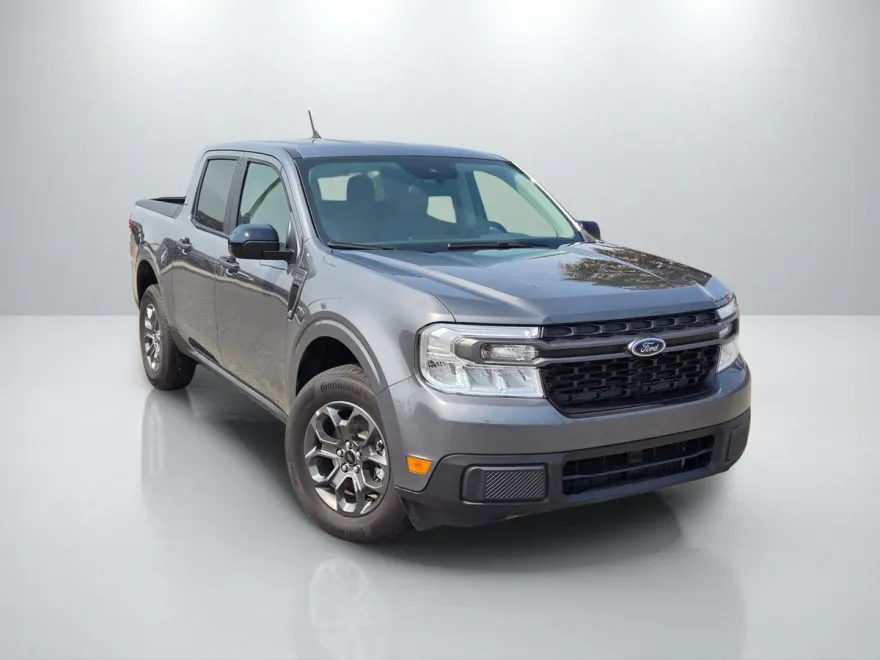 2024 Ford Maverick XLT photo 1