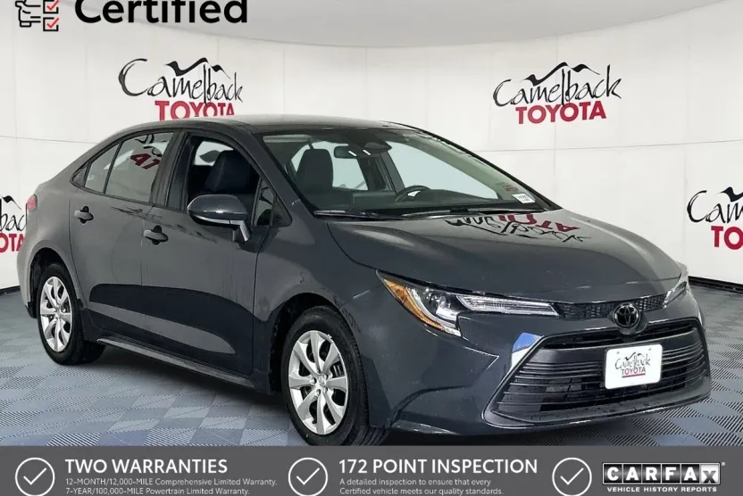 2024 Toyota Corolla LE photo 1