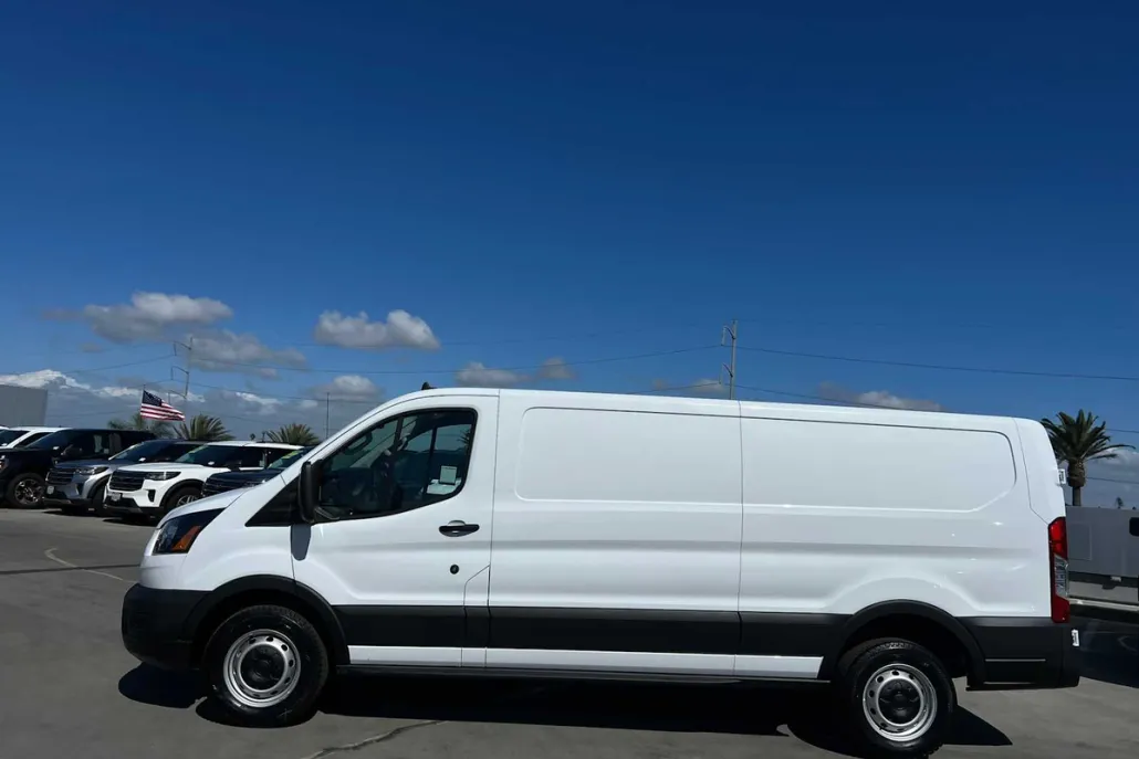 2022 Ford Transit photo 1