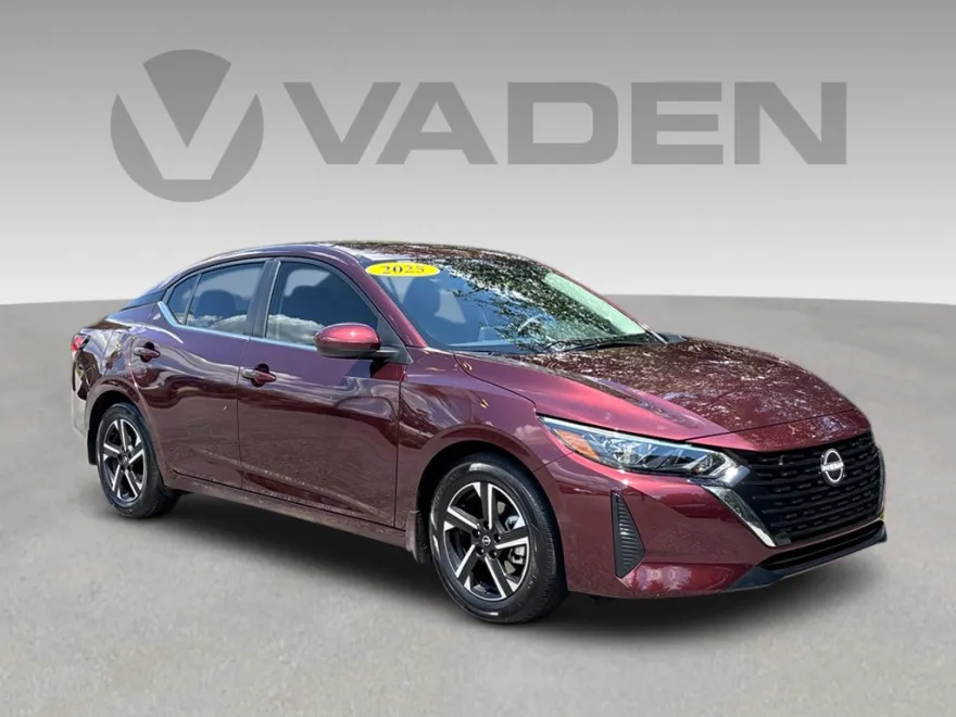 2025 Nissan Sentra SV photo 1