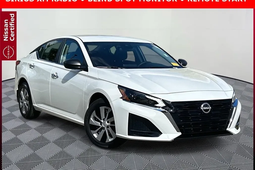 2025 Nissan Altima S photo 1
