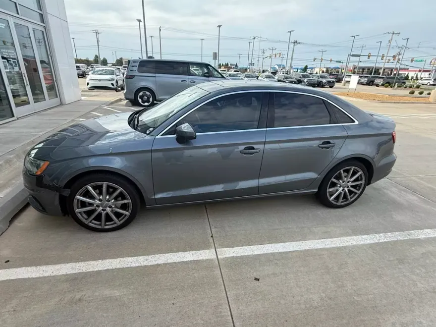 2015 Audi A3 2.0T Premium Plus Quattro photo 1