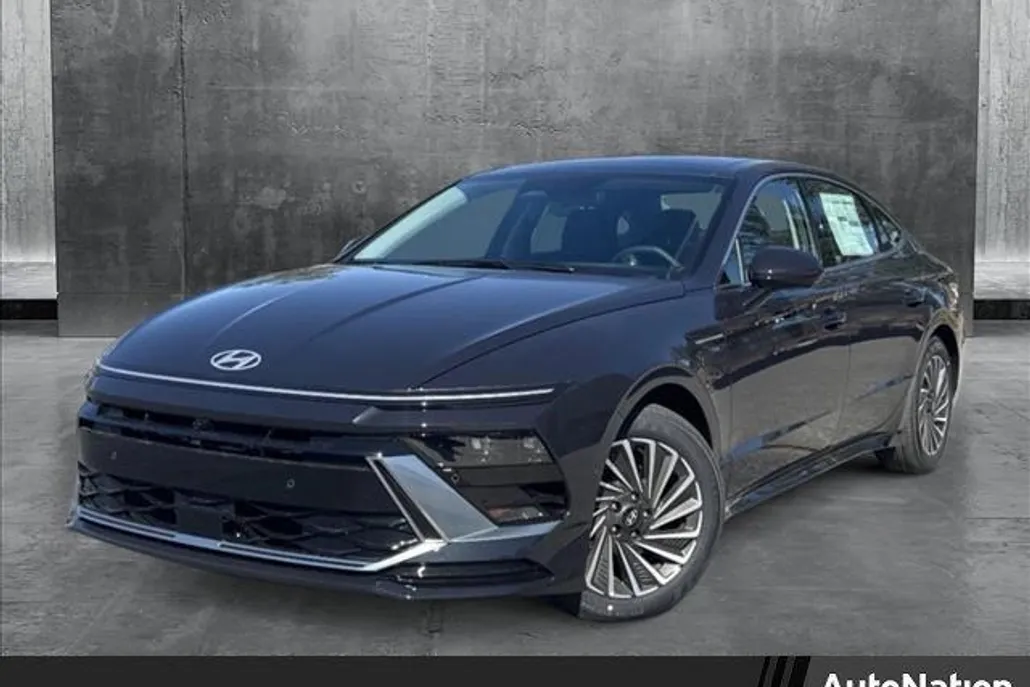 2025 Hyundai Sonata Hybrid Limited photo 1