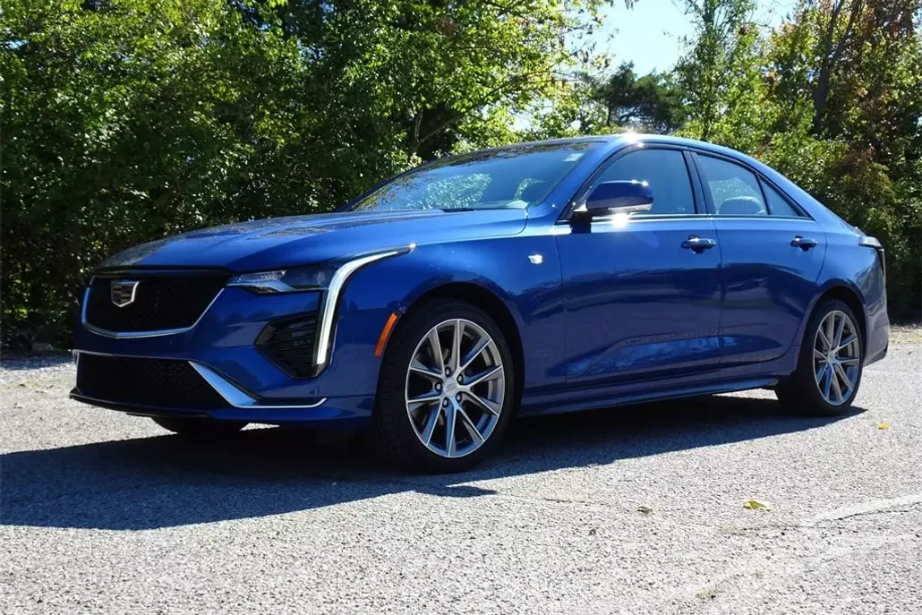 2022 Cadillac CT4 Sport photo 1