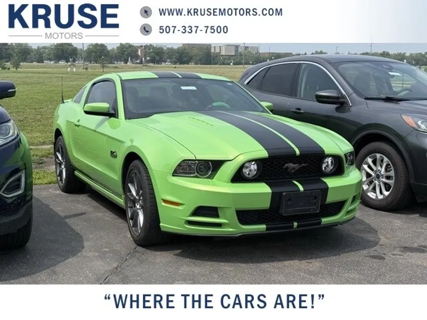 2014 Ford Mustang GT photo 1