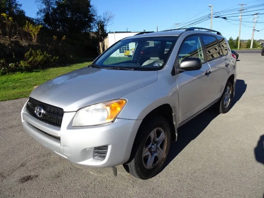 2011 Toyota RAV4 Base photo 1