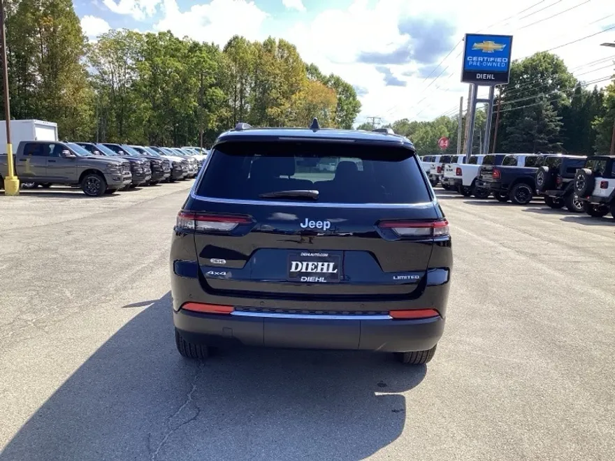 2025 Jeep Grand Cherokee Limited photo 1